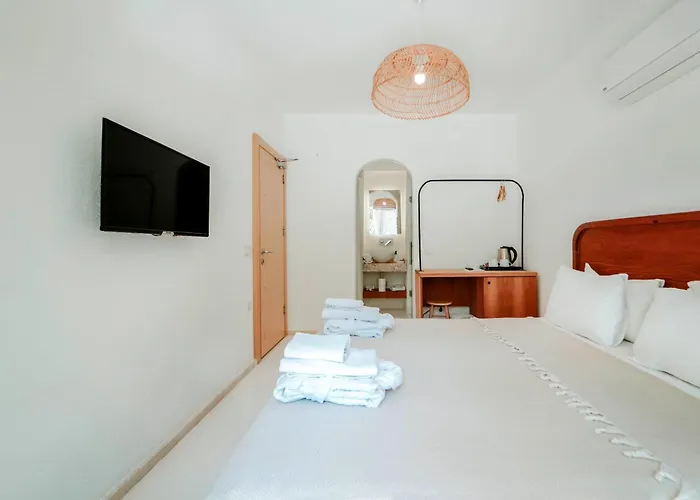 Perle House فندق *